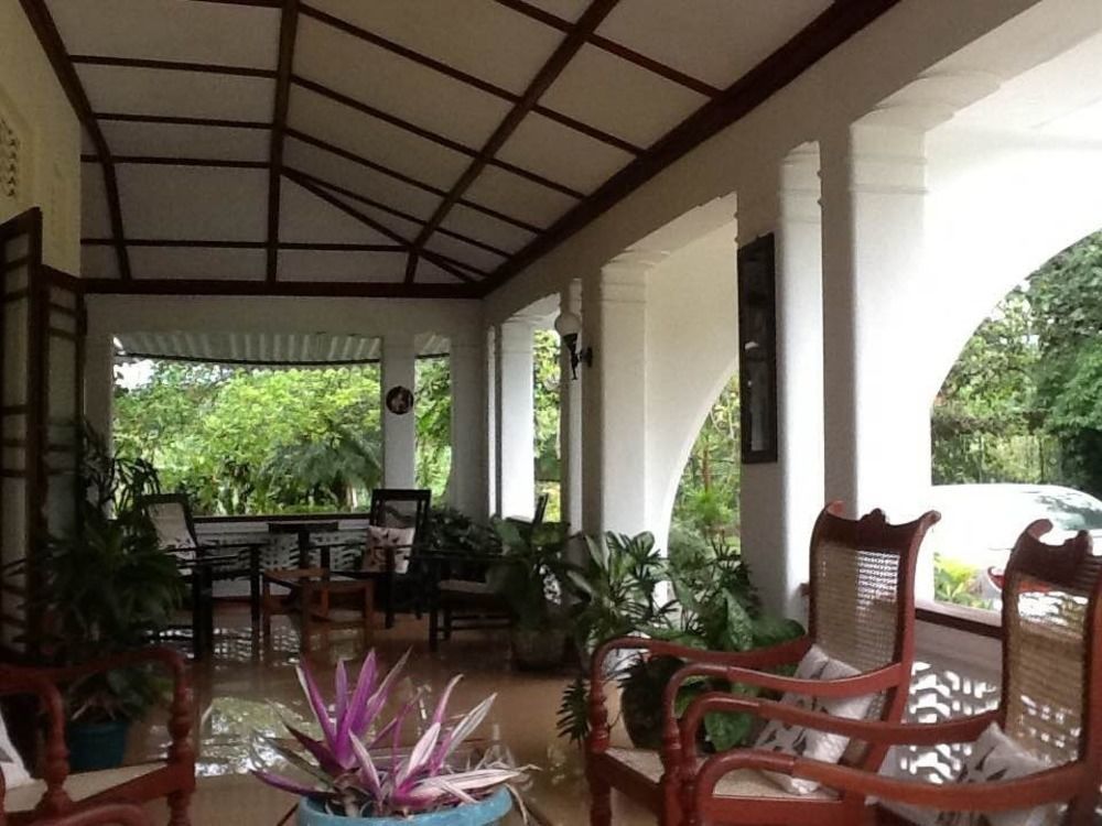 Margaret Villa Gelioya Luaran gambar