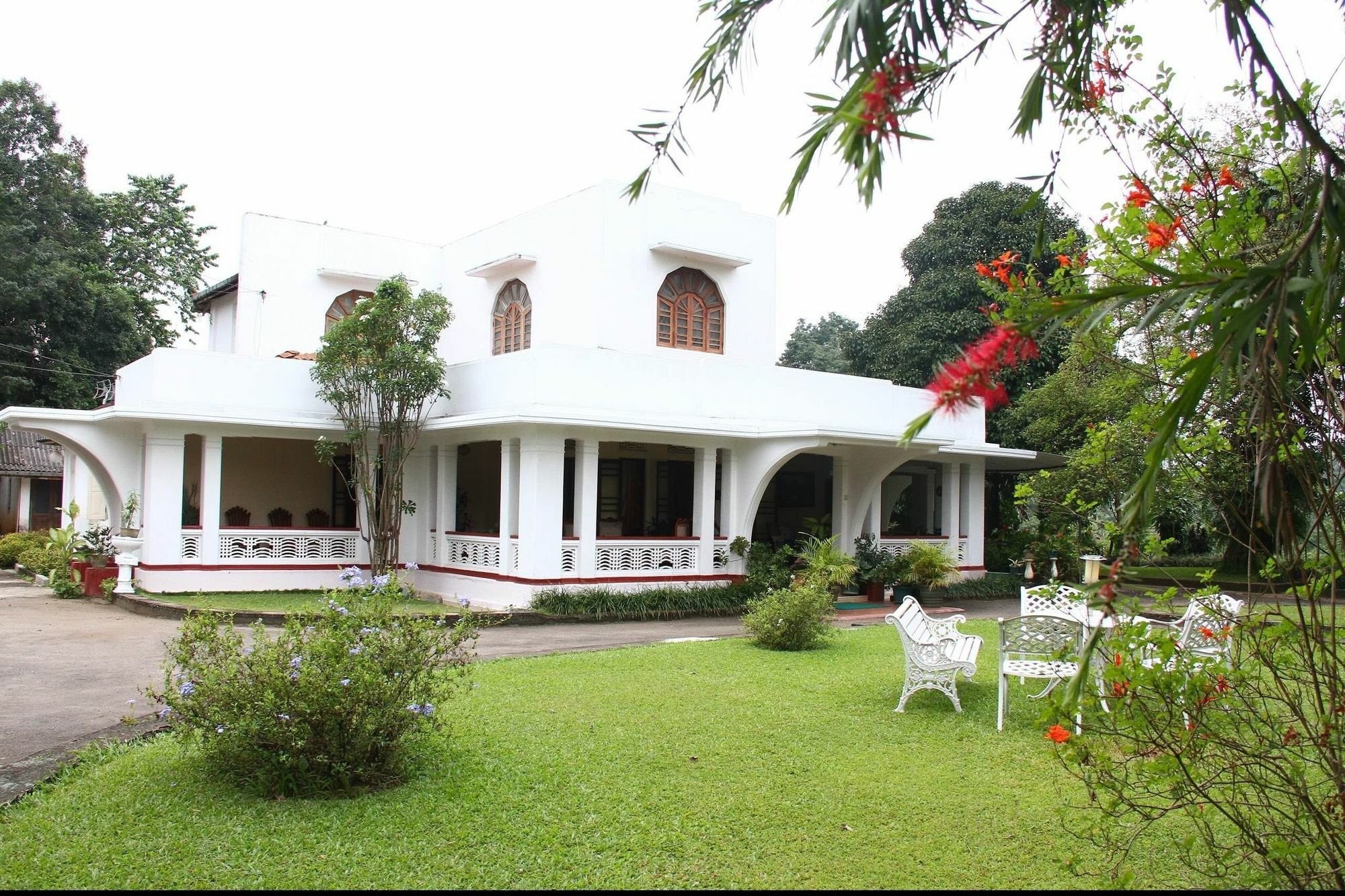 Margaret Villa Gelioya Luaran gambar